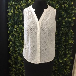 Boho White sleeveless button down shirt